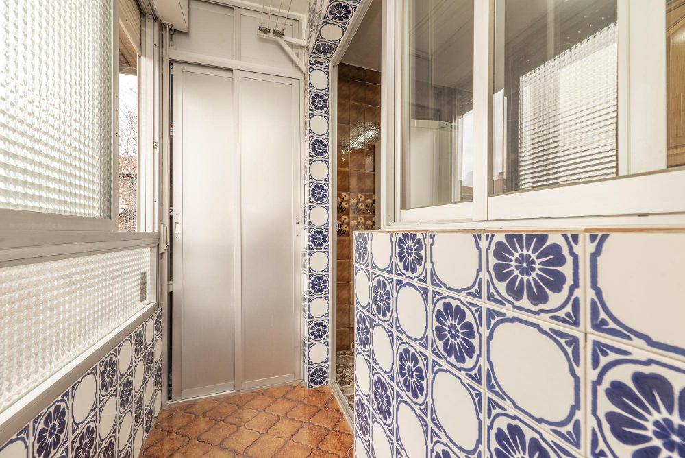 10 вариантов внутренней отделки балконов и лоджии