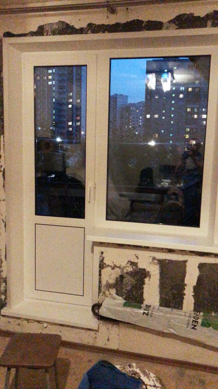 Установка балконного блока из профиля Евролайн